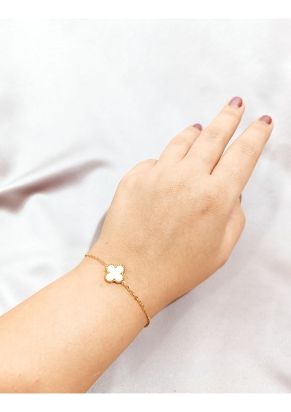 14K Altın Kaplama Çelik Bileklik - Minimal Yonca Detaylı Şık Tasarım