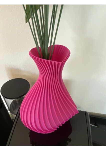 Spiral Tasarımlı 3D Baskı Vazo