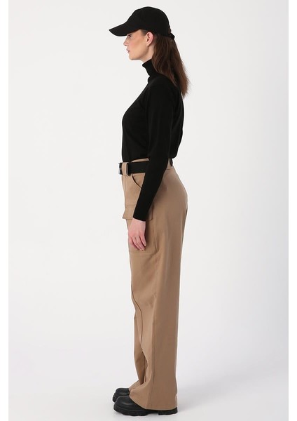 Bej-Palaska Kemerli Cepli Bol Paça Pantolon modelleri