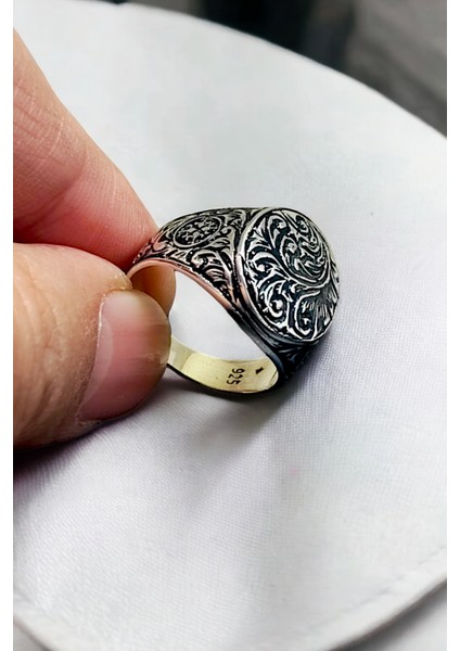 Gümüş Erkek Yüzüğü Oval Komple Gravür Kalem Işlemeli