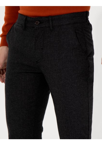 Erkek Siyah Slim Fit Keten Karışımlı Kanvas Pantolon 50259760-VR046