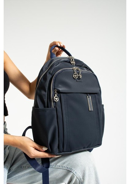 Saten Kumaş Kadın Sırt Çantası 38*28 cm Yağmur Itici Kumaş Mega Bag Günlük Kullanıma Uygun modelleri