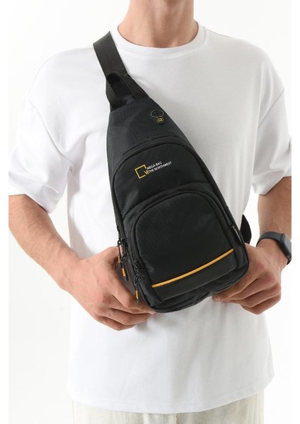 Body Bag Çanta Erkek Göğüs Sırt Çantası Fonksiyonel Kullanım Badybag 27*15 cm Paraşüt Kumaş