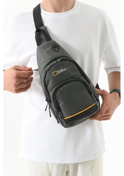 Body Bag Çanta Erkek Göğüs Sırt Çantası Fonksiyonel Kullanım Badybag 27*15 cm Paraşüt Kumaş