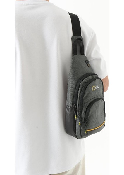 Body Bag Çanta Erkek Göğüs Sırt Çantası Fonksiyonel Kullanım Badybag 27*15 cm Paraşüt Kumaş fiyatları