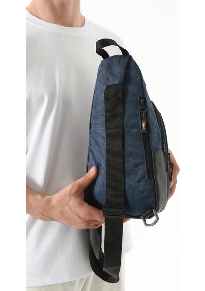 Body Bag Çanta Erkek Göğüs Sırt Çantası Fonksiyonel Kullanım Badybag 27*15 cm Paraşüt Kumaş modelleri