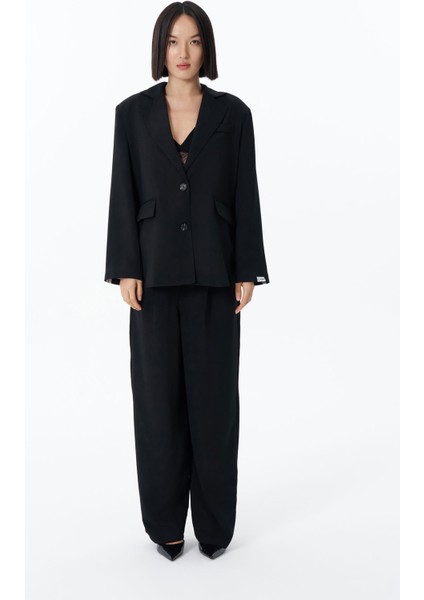 Sırtı Pencere Detaylı Düğmeli Blazer Ceket Siyah
