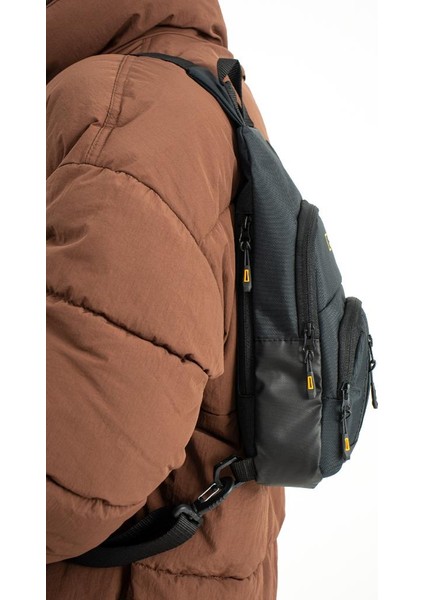 Body Bag Çanta Sırt Çantası Erkek Göğüs Çantası Fonksiyonel Kullanım Badybag 27*15 cm Paraşüt Kumaş fırsatları