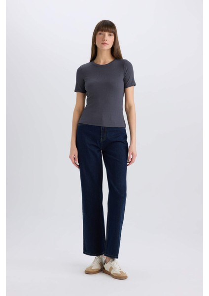 Slim Fit Dar Kesim Bisiklet Yaka Fitilli Kaşkorse Basic Düz Kısa Kollu Tişört C0097AX25SP fiyatları