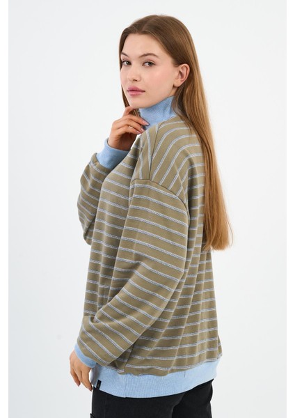 Dik Yaka Fermuarlı Sweatshırt (UNX00247WN) fırsatları