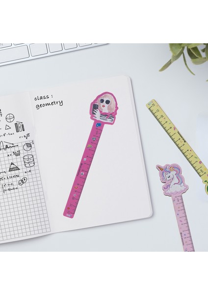 Girl Power Desenli Özel Tasarım Ahşap Cetvel Kitap Ayracı