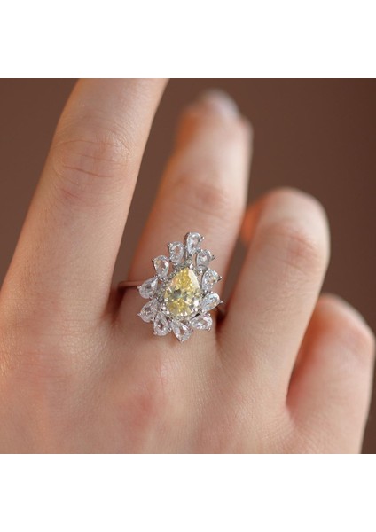 Elmas Modeli Sitrin Taşlı Gümüş Yüzük fırsatları