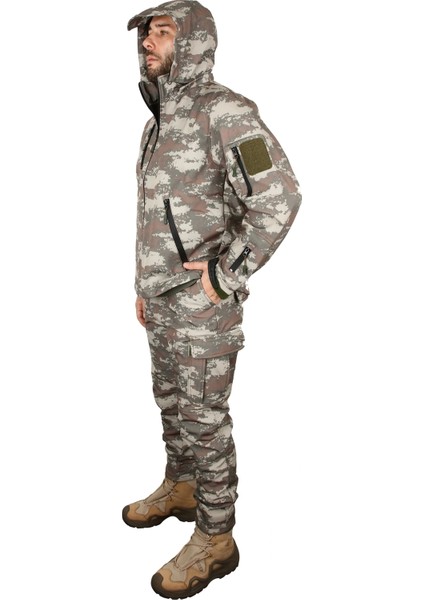 Softshell Eski Tsk Desenli Su ve Rüzgar Geçirmez Içi Polarlı Takım (Mont + Pantolon)
