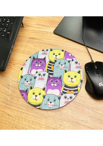 Sevimli Kedi Tasarımlı Oval Mouse Pad