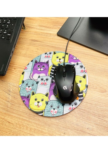 Sevimli Kedi Tasarımlı Oval Mouse Pad