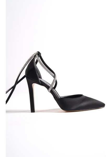520038 023 Kadın Siyah Saten Büyük & Küçük Numara Stiletto