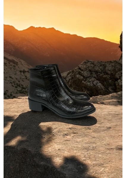 411791 242 Kadın Kahve Büyük & Küçük Numara Bot