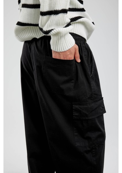 Siyah Yp Paçası Büzgülü Kargo Pantolon fiyatları
