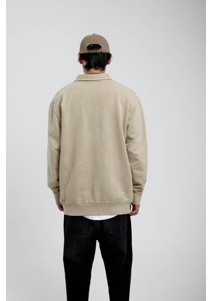 Krem Brand Yazılı Yakası Fermuarlı Sweatshirt modelleri