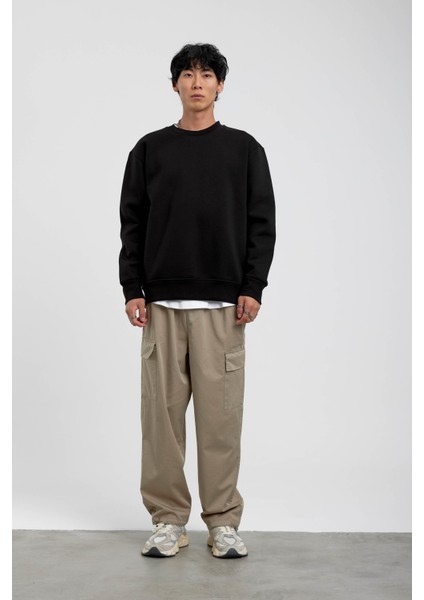 Siyah Bisiklet Yaka Basic Şardonlu Sweatshirt