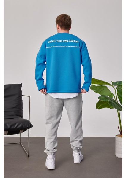 Arkası Yazılı Mavi Sweatshirt modelleri