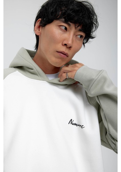 Beyaz Mint Kollu Kapüşonlu Sweatshirt fiyatları