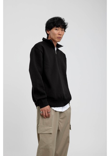 Siyah Yakası Fermuarlı Basic Şardonlu Sweatshirt indirimleri
