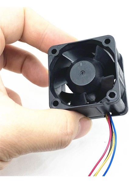 40X40X20 mm 12 Volt Fan 3 Pin