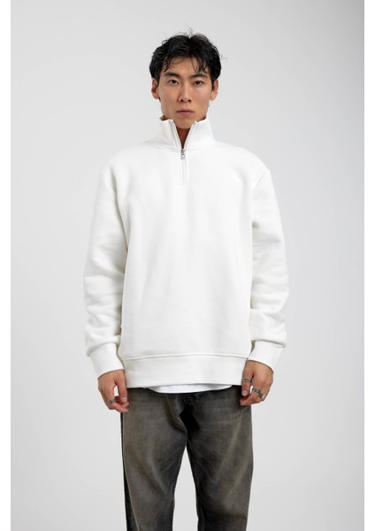 Beyaz Yakası Fermuarlı Basic Şardonlu Sweatshirt modelleri