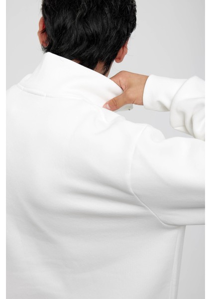 Beyaz Yakası Fermuarlı Basic Şardonlu Sweatshirt fırsatları