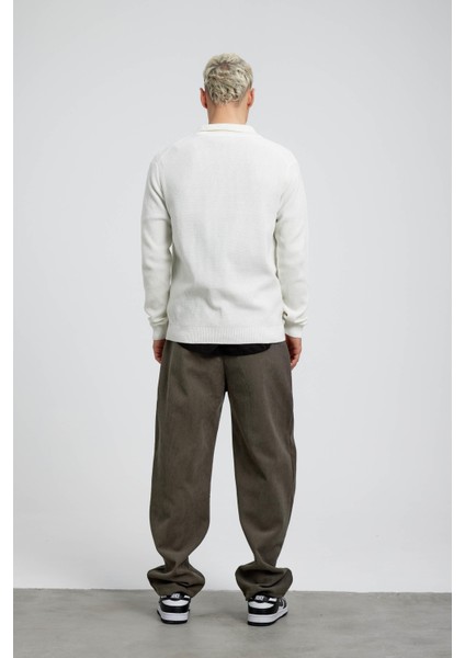 Ekru Beyaz Yaka Detaylı Triko indirimleri