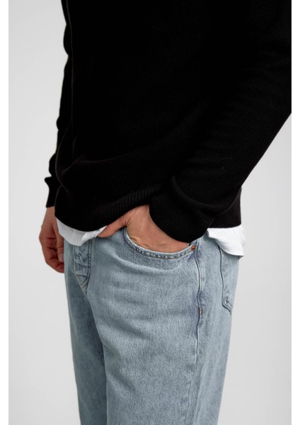 Siyah Yaka Detaylı Triko modelleri