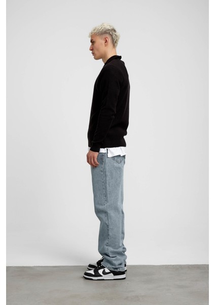 Siyah Yaka Detaylı Triko indirimleri