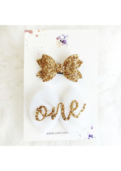 One 1 Yaş Beyaz Fiyonk Saçsız Bebek Toka Seti