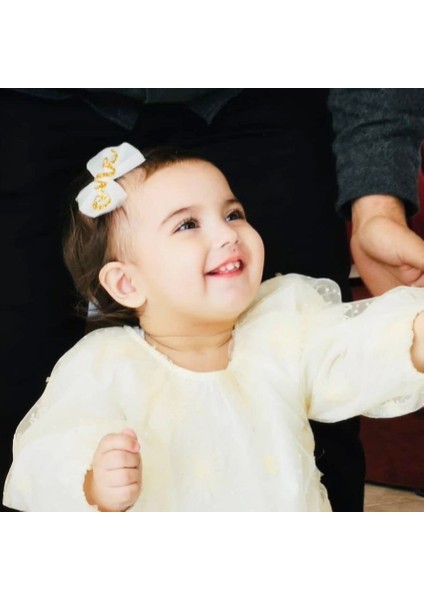 One 1 Yaş Beyaz Fiyonk Saçsız Bebek Toka Seti fiyatları