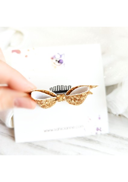 One 1 Yaş Beyaz Fiyonk Saçsız Bebek Toka Seti modelleri