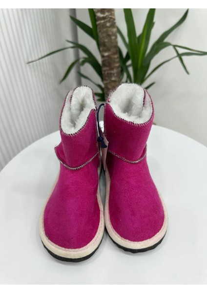 Düğme Detaylı Peluş Tüylü Çocuk Ev Botu
