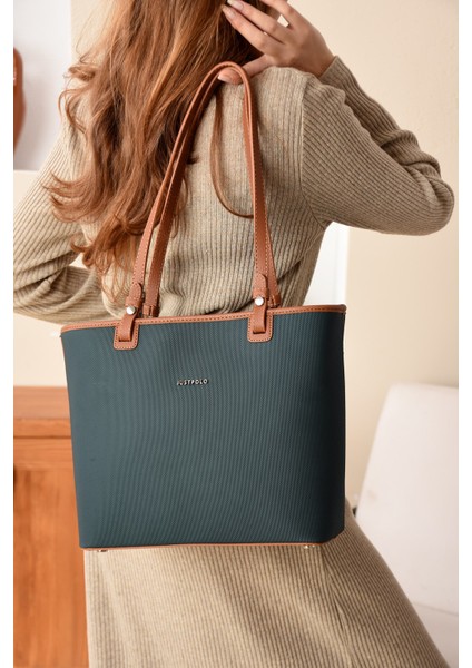 Kadın Büyük Boy Suya Dayanıklı Yeşil Taba Lakoste Kumaş 4 Gözlü El ve Omuz Çantası PBU2170 fiyatları