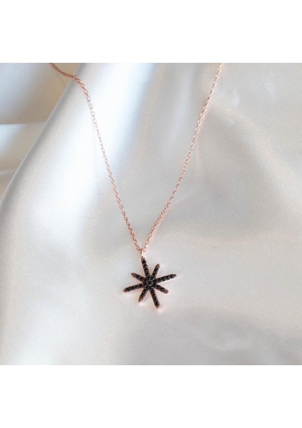 Siyah Zirkon Taşlı Rose Gold Kaplama Gümüş Kolye
