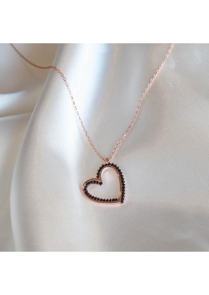 Kalp Siyah Zirkon Taşlı Rose Gold Kaplama Gümüş Kolye