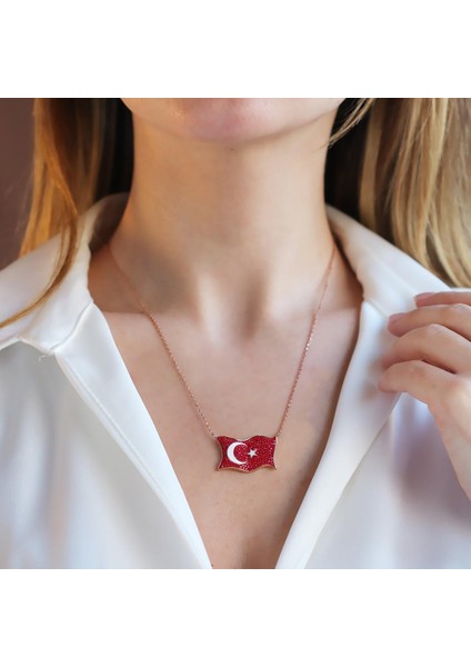 Türk Bayrağı Zirkon Taşlı Rose Gold Kaplama Gümüş Kolye