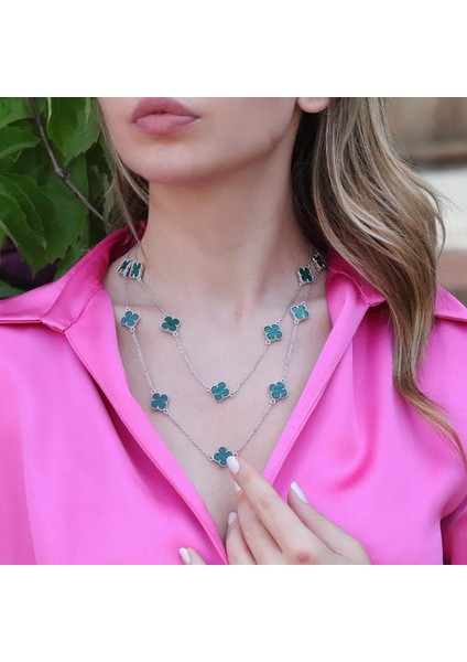 Ikonik Alhambra Modeli Yeşil Mine Işli Çift Dolamalı Gümüş Kolye