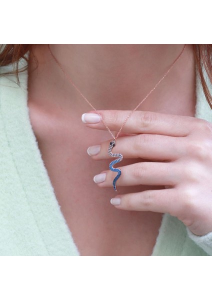 Siyah Gözlü Rose Gold Kaplama Yılan Gümüş Kolye