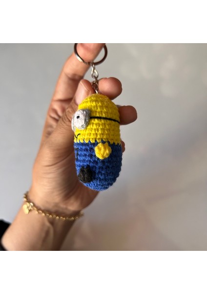 Amigurumi minion Örgü Anahtarlık / anneye hediye / arkadaş hediyesi / çanta süsü