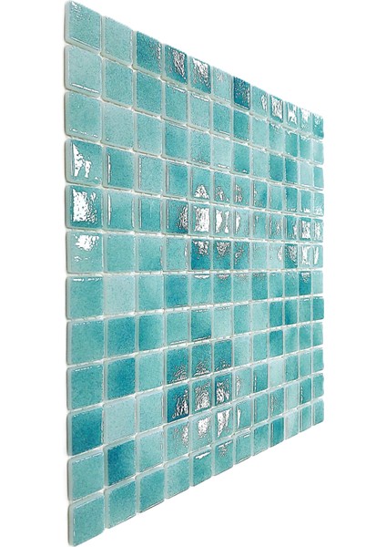Mutfak Tezgah Arası, Havuz, Banyo, Sauna, Spa, ve Yaşam Alanlarının Tüm Yüzeyleri İçin. 25X25 mm P. Açık Turkuaz. 31.5X31.5 cm. Fileli Cam Mozaik. ( 1 M2 Fiyatıdır ) indirimleri