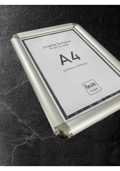 A4 Boyutunda Display Aç Kapa Çerçeve - Alüminyum Kapak (5 Adetli Avantajlı Paket)