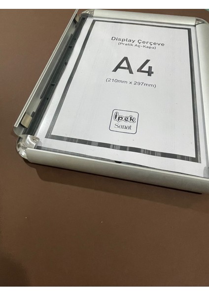 A4 Boyutunda Display Aç Kapa Çerçeve - Alüminyum Kapak (5 Adetli Avantajlı Paket)