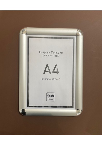A4 Boyutunda Display Aç Kapa Çerçeve - Alüminyum Kapak (5 Adetli Avantajlı Paket)