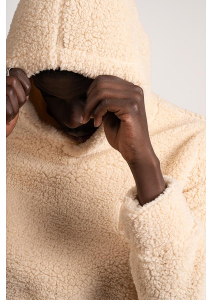 Kapşonlu Kanguru Cepli Slimfit Peluş Sweatshirt fırsatları