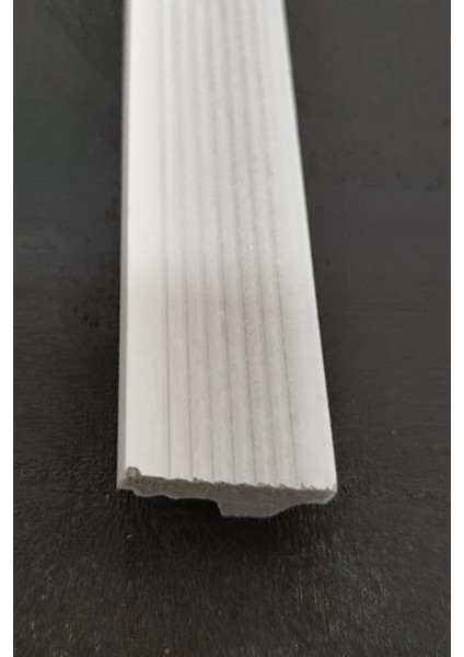 Dekoratif Boyanabilir 1 Adet 4 cm x 120 cm Eğimli Polistren Duvar Çıtası Salon Koridor Tablo Çıta